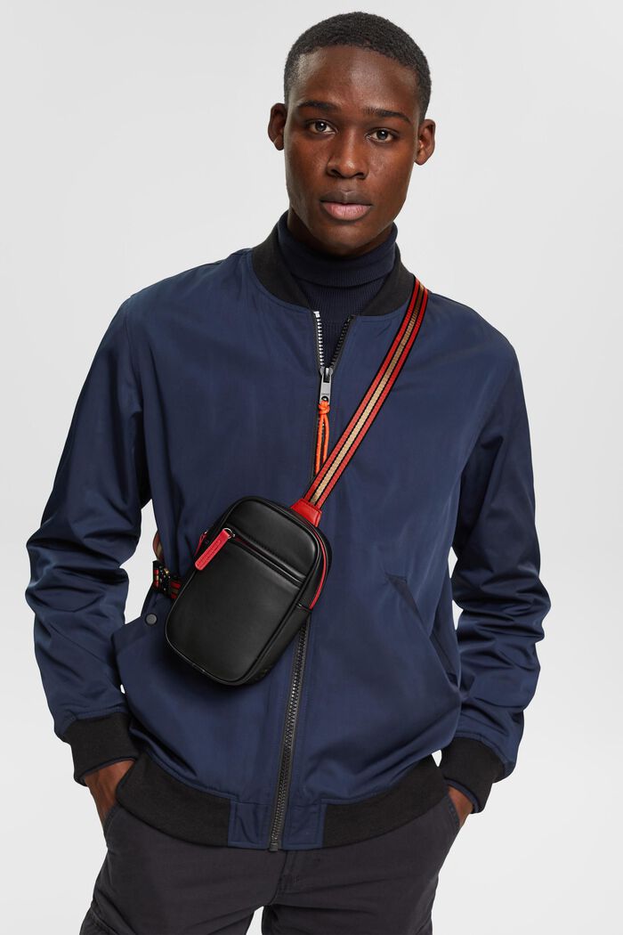 Crossbody aus Kunstleder