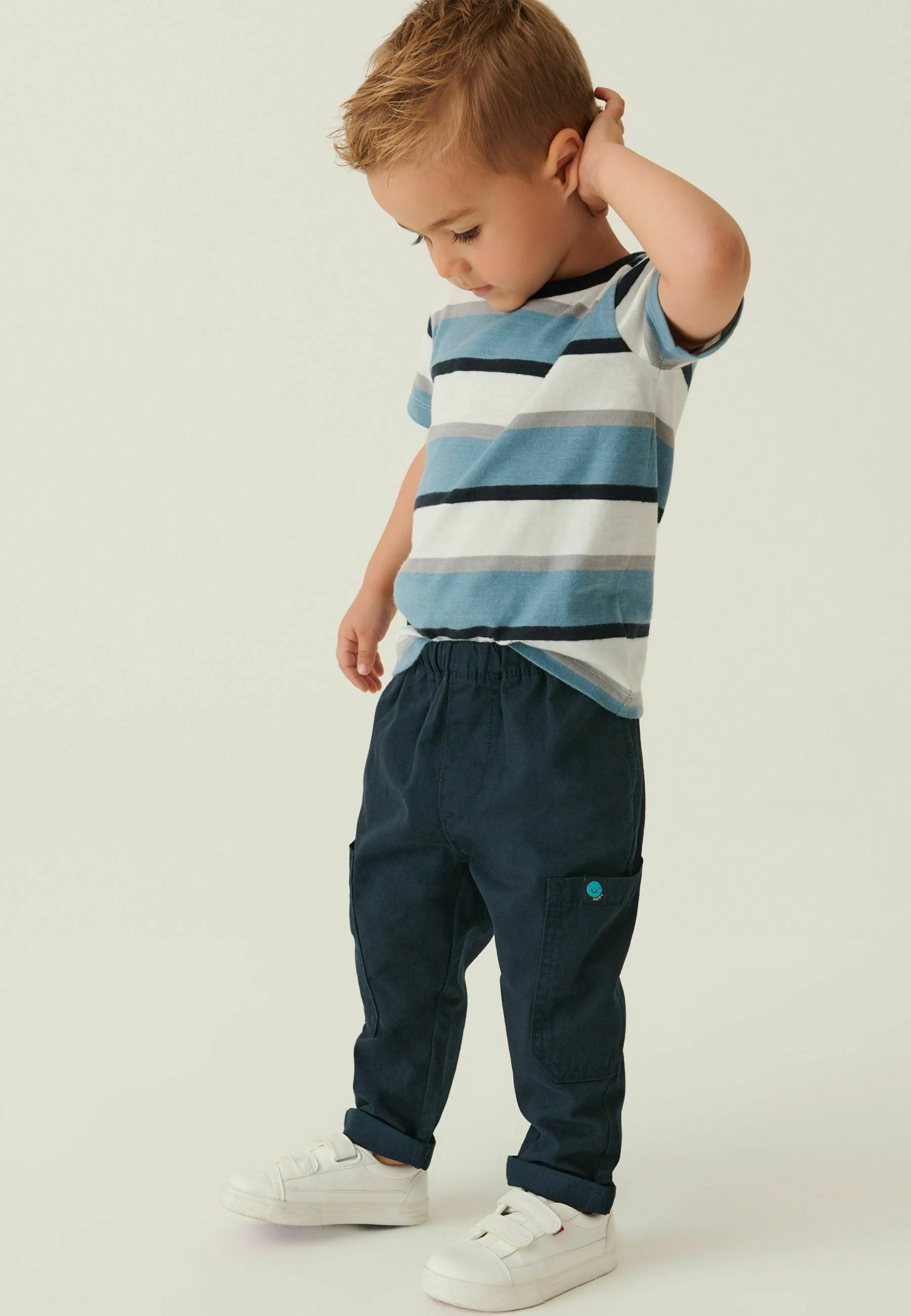 Siguiente SIDE POCKET PULL ON STANDARD - Pantalones cargo