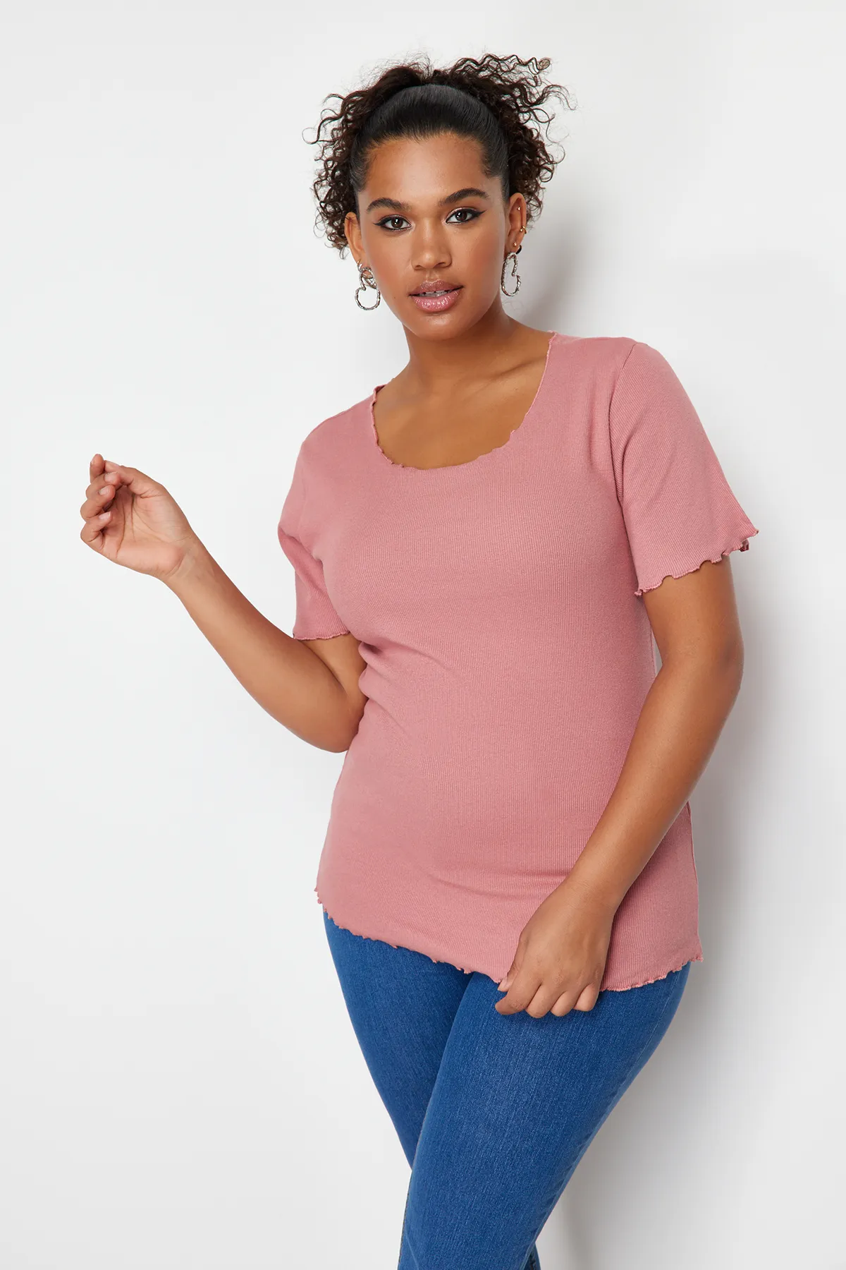Trendyol Curve  Dusty Rose Camisole-Strickbluse in Übergröße