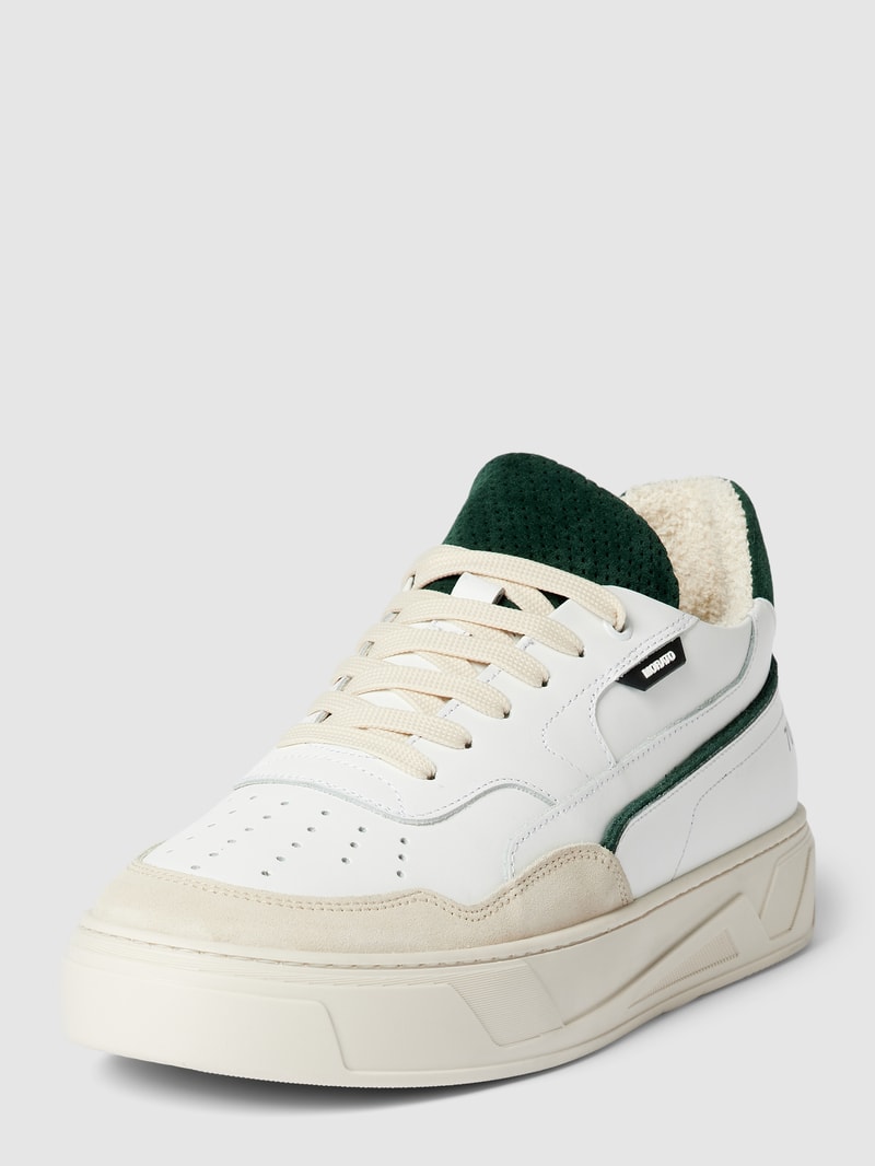 Sneaker mit Schnürverschluss in grün