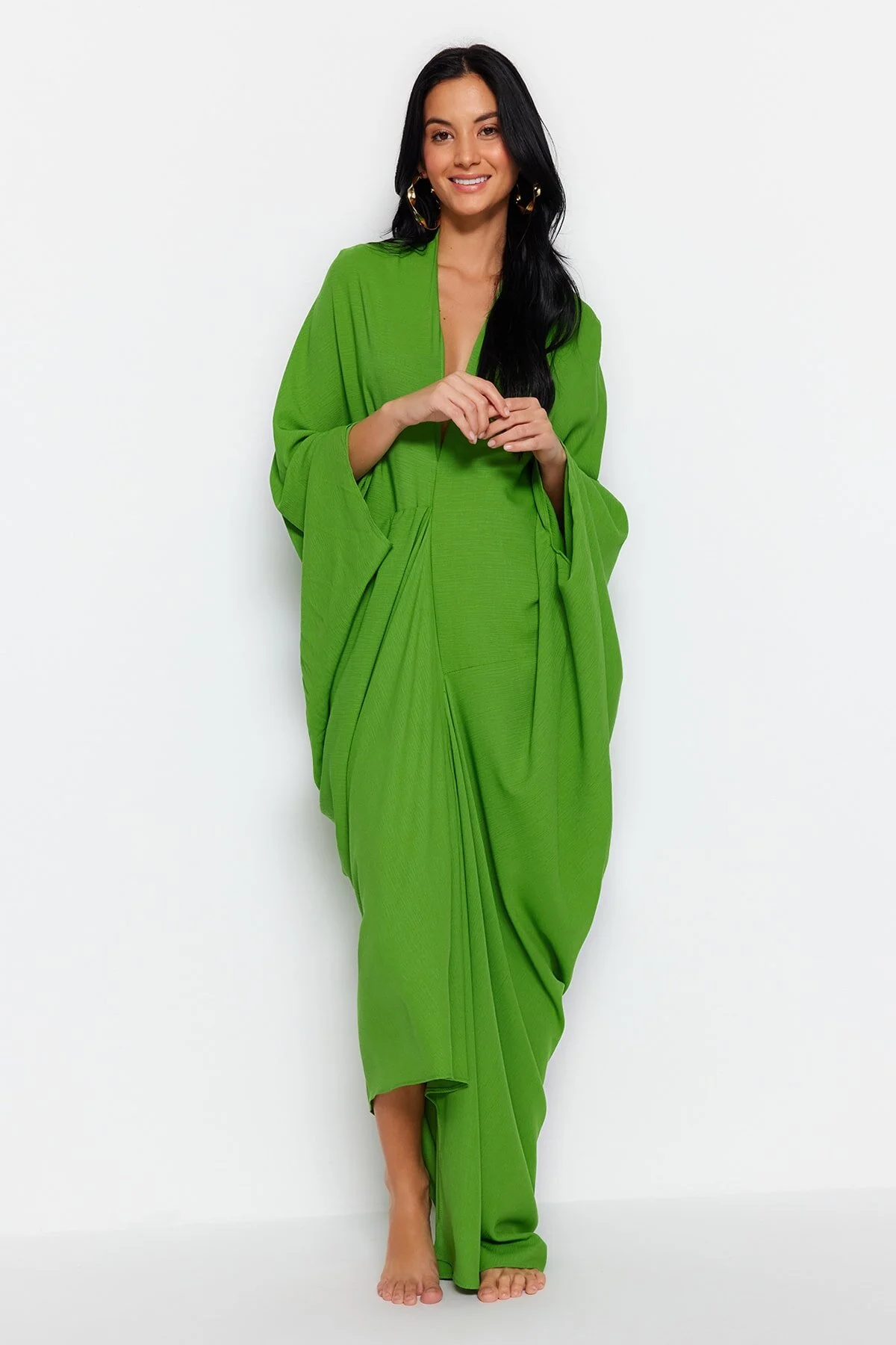 Trendyol Collection  Khakifarbenes, gewebtes, gerafftes Strandkleid mit weiter Passform TBESS23EL00274