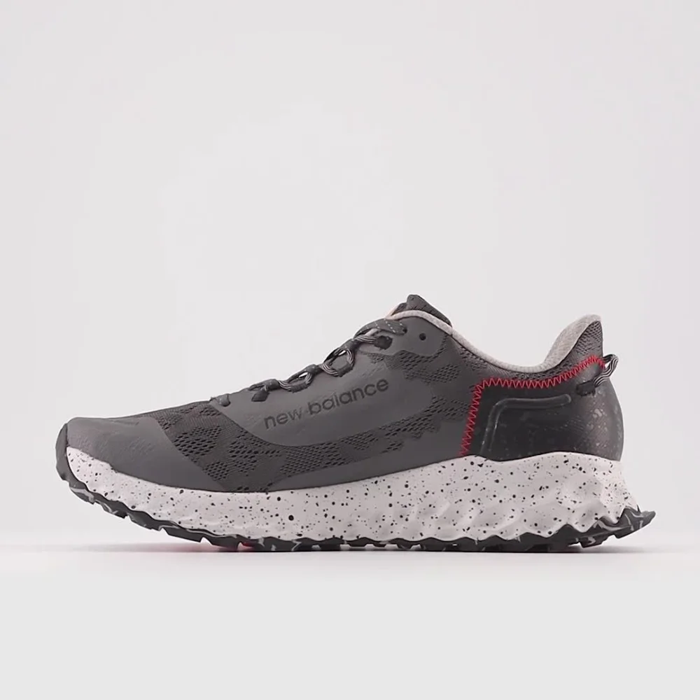 New Balance Fresh Foam Garo MTGAROLG / grau