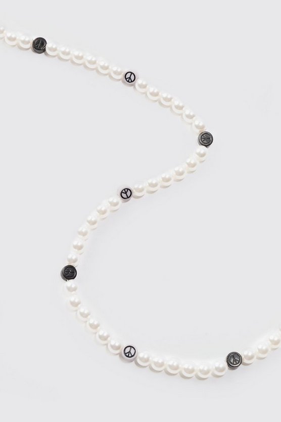 Schwarze Kette mit Perlen und Perlen