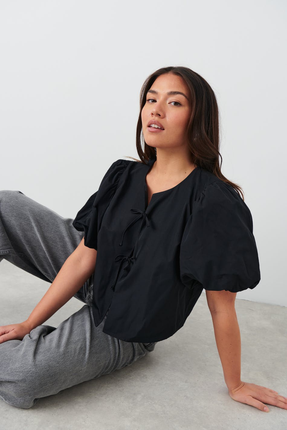 Puff sleeve blouse