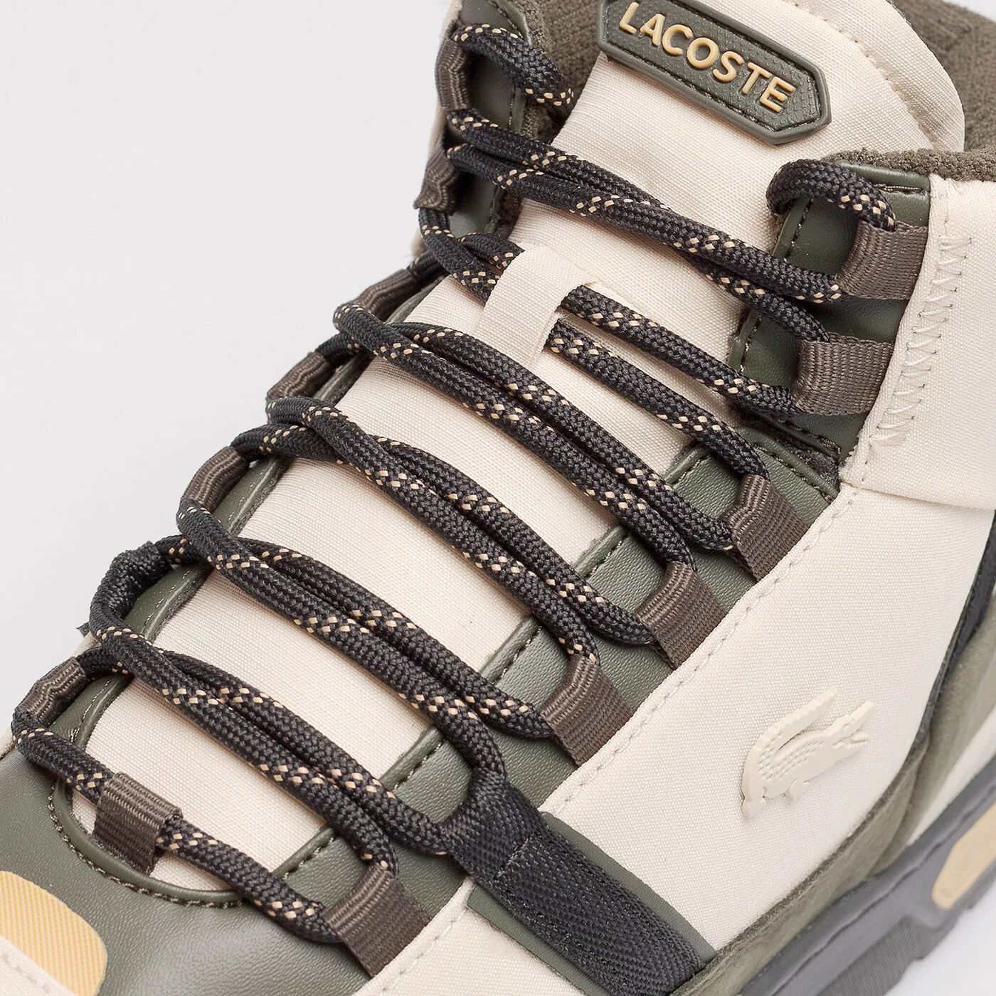 LACOSTE T-CLIP WNTR MID 222 2 Beige