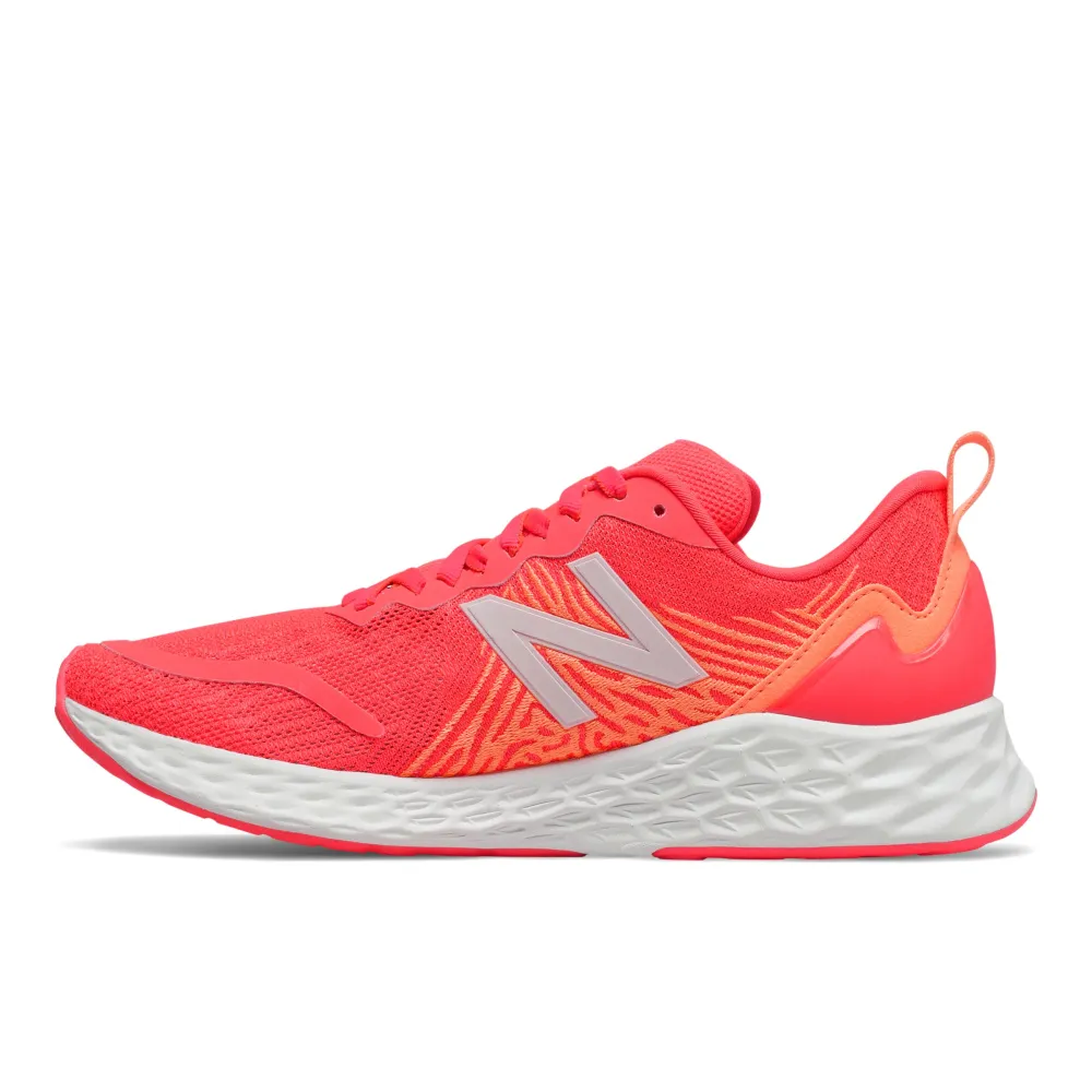 New Balance Fresh Foam Tempo WTMPOCP / rot