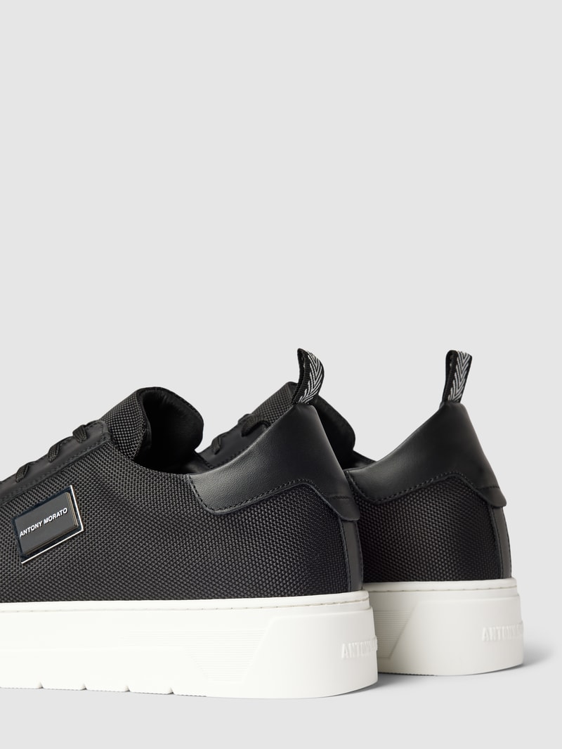 Sneaker mit Logo-Detail Modell 'New Metal' in schwarz