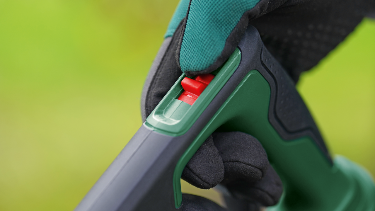 UniversalLeafBlower 18V-130 - ohne Akku | ohne Ladegerät