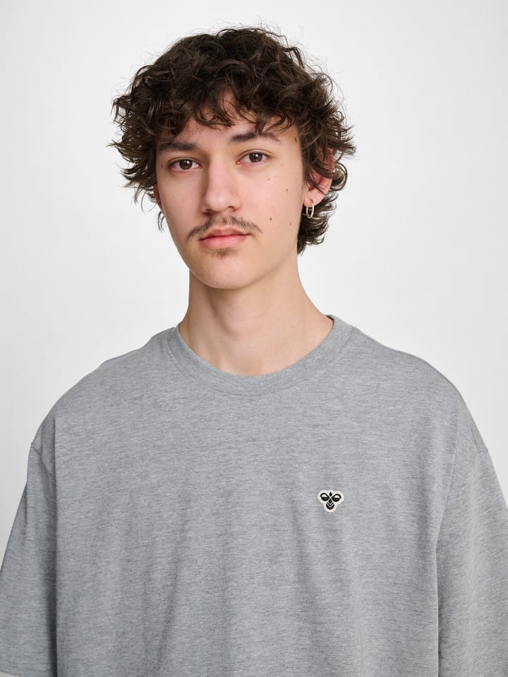 Hummel Hummel T-Shirt Hmlloose Erwachsene in GREY MELANGE günstig kaufen