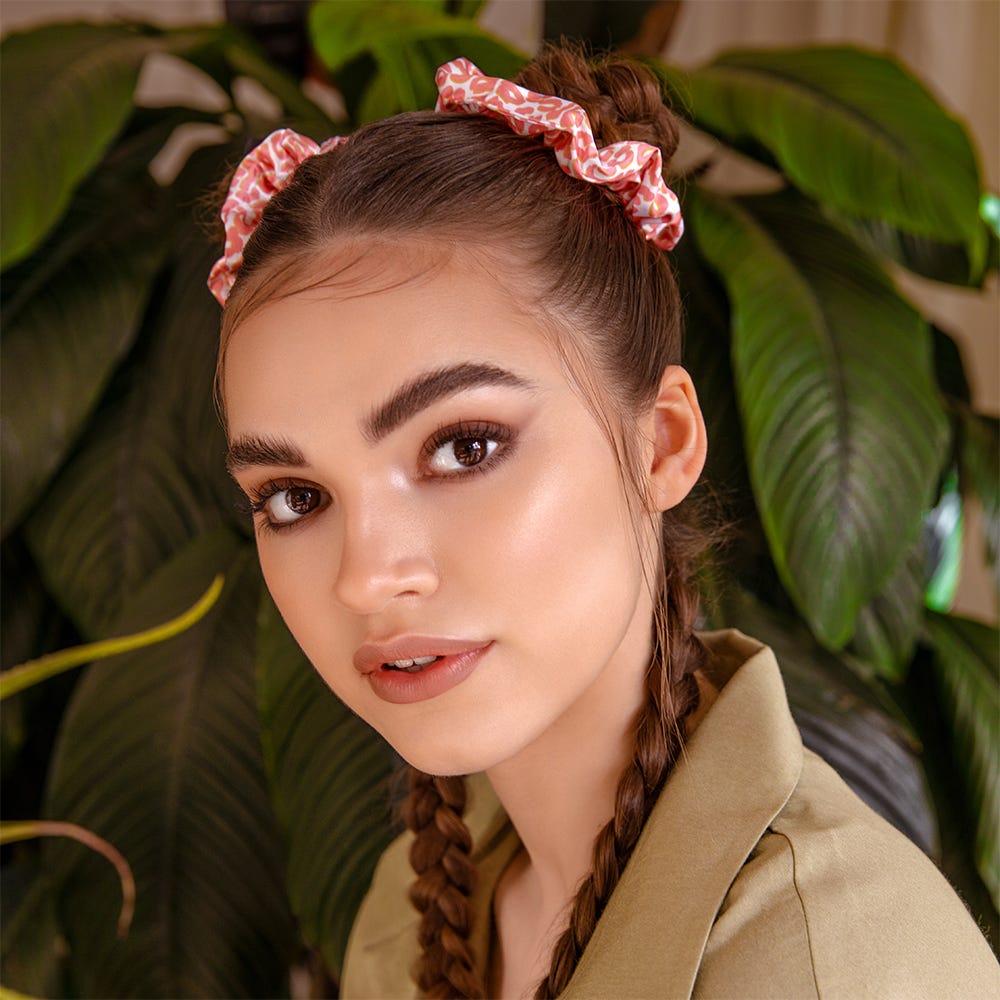 invisibobble Sprunchie Urban Safari Dressed Like a Cheetah