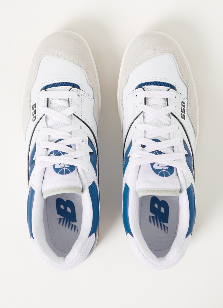 Teniși New Balance 550 din piele cu detalii întoarsă.