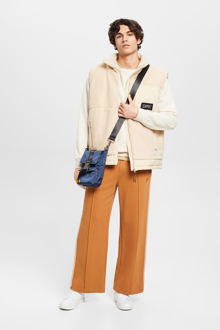 Sherpa-Jacke in abgenähtem Design