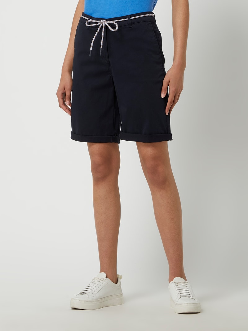 Bermudas mit Gürtel in dunkelblau