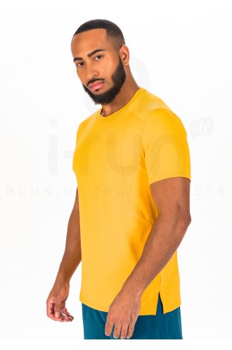 Under Armour Iso-Chill Laser M