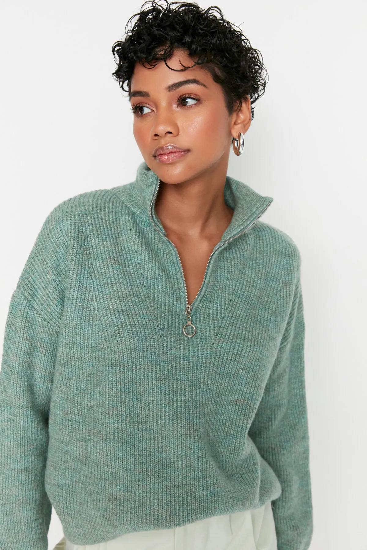 Trendyol Collection  Mintfarbener, weicher Strickpullover mit Reißverschluss TWOAW20XS0009