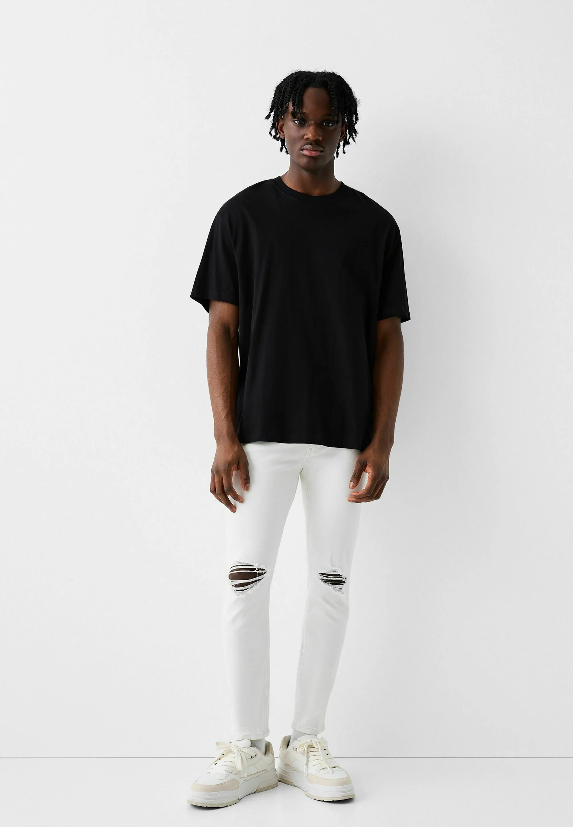 Bershka RIPPED - Vaqueros slim fit