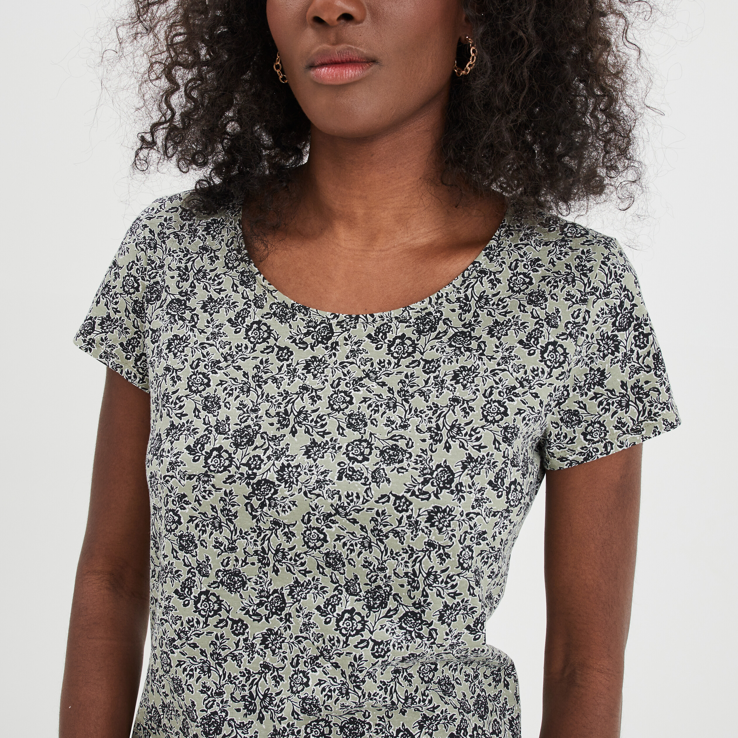 T-shirt imprimé coupe ajustée vert olive femme | La Halle