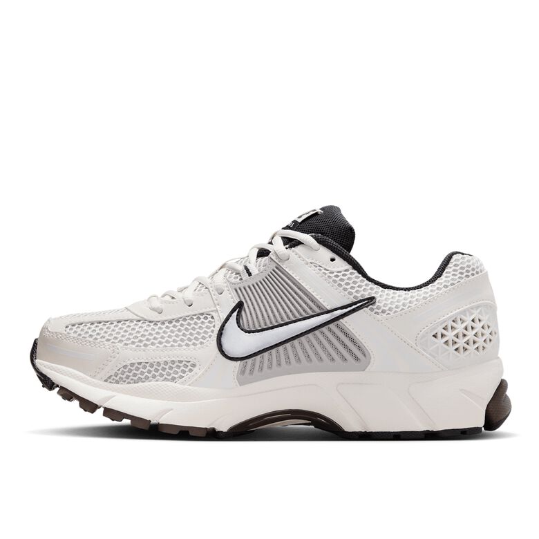 NIKE Zoom Vomero 5 phantom/mtlc platinum-lt iron ore