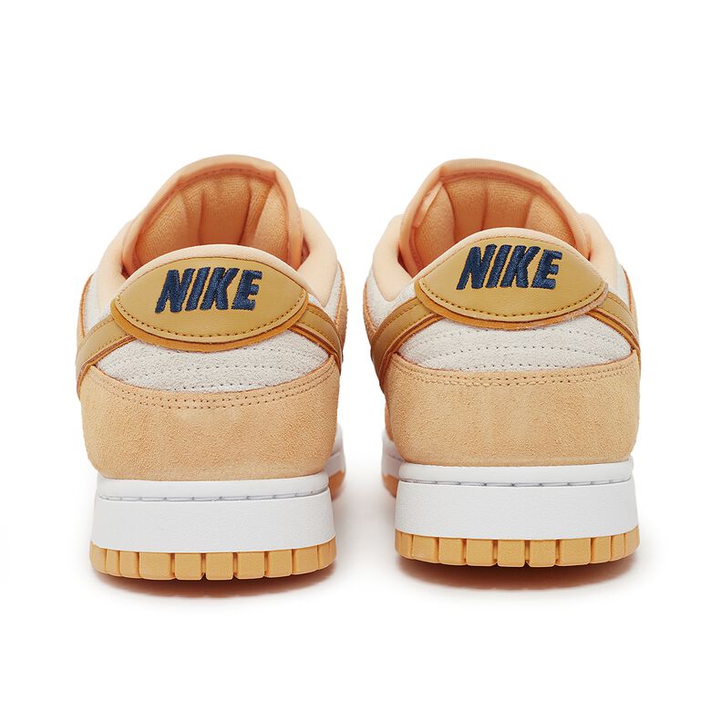 NIKE Wmns Dunk Low 