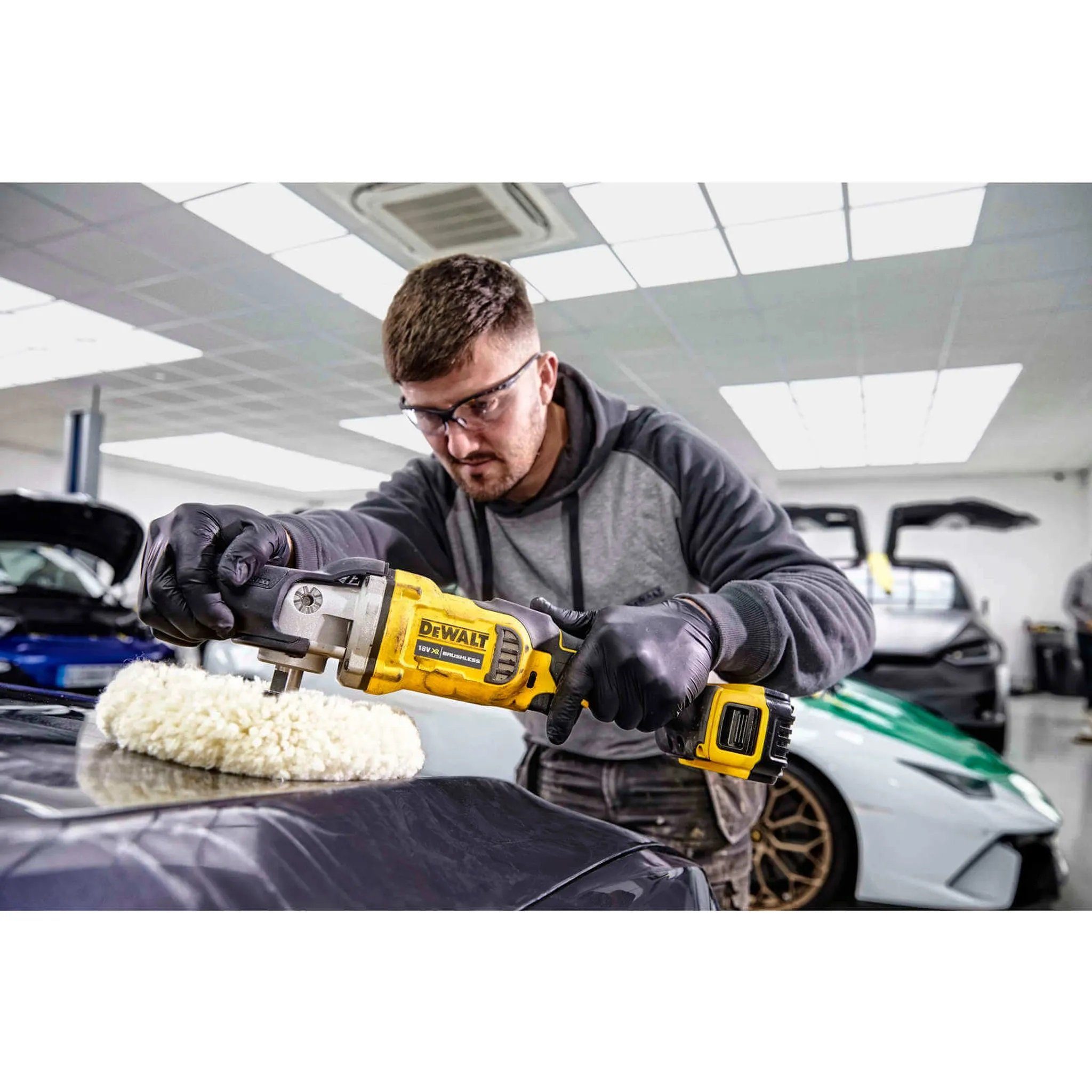 DeWalt Rotationspoliermaschine DCM849N-XJ Akku-Rotationspolierer, 18 V, 2.200min-1, Ø180mm, 800 min. U/min, 2200 max. U/min, Ø 180 mm, Poliermaschine, Autopolierer (ohne Akku & Netzteil)