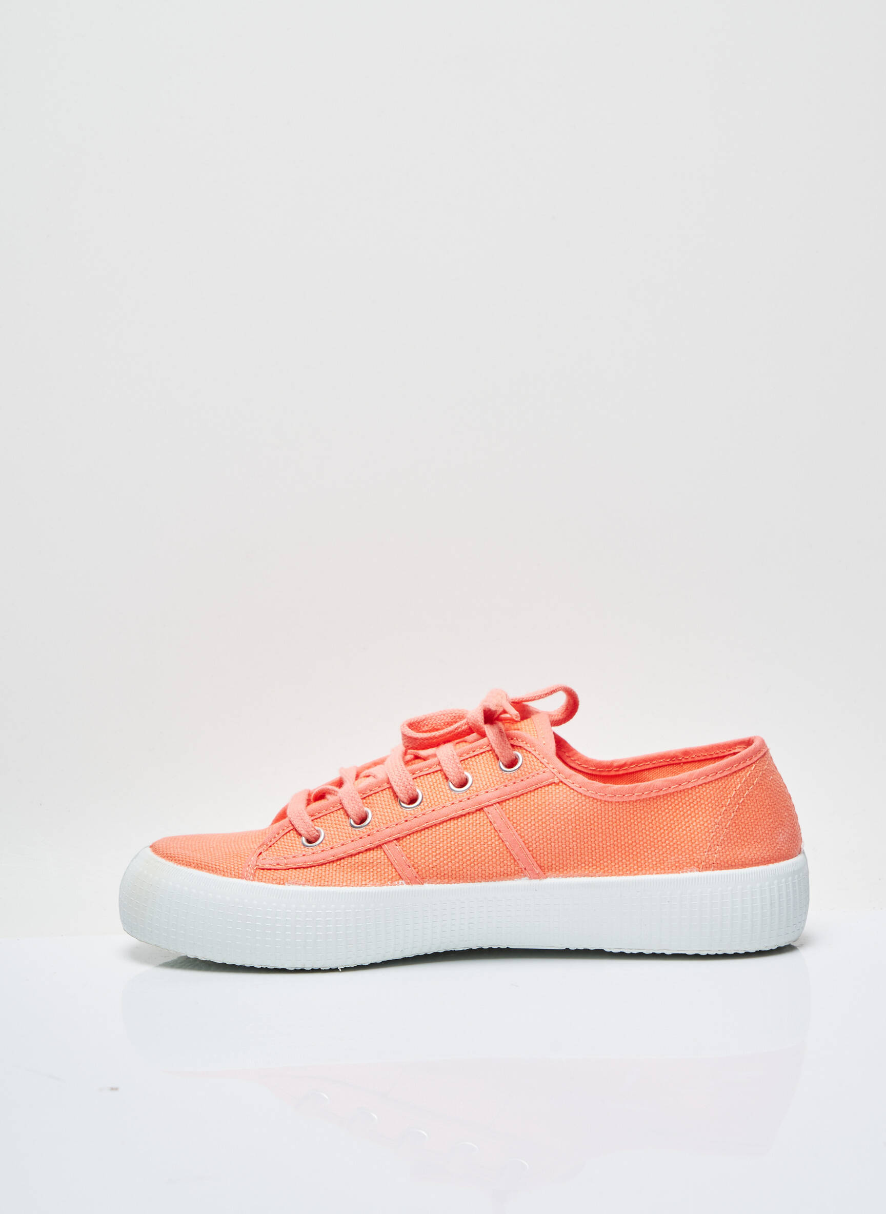 Victoria Baskets Femme couleur orange