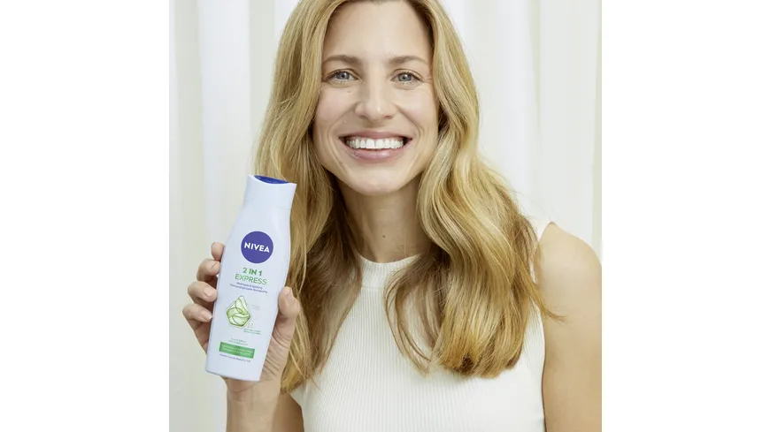 NIVEA 2in1 Pflege Express Shampoo& Spülung Glanz Serum 250 ml