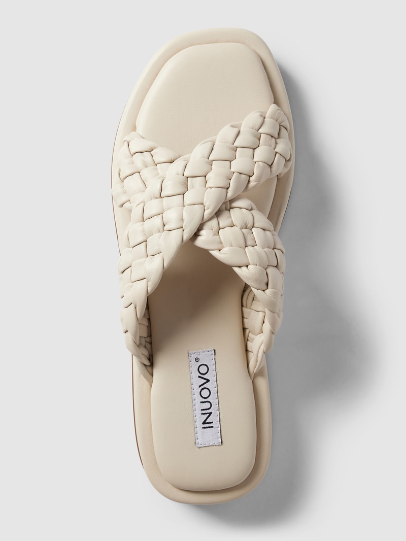 Sandalen aus Leder in Flecht-Optik in sand