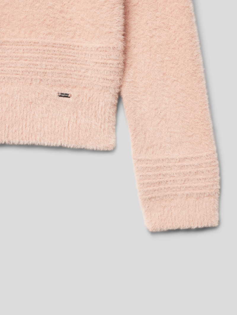 Strickpullover in Fell-Optik in hellrosa