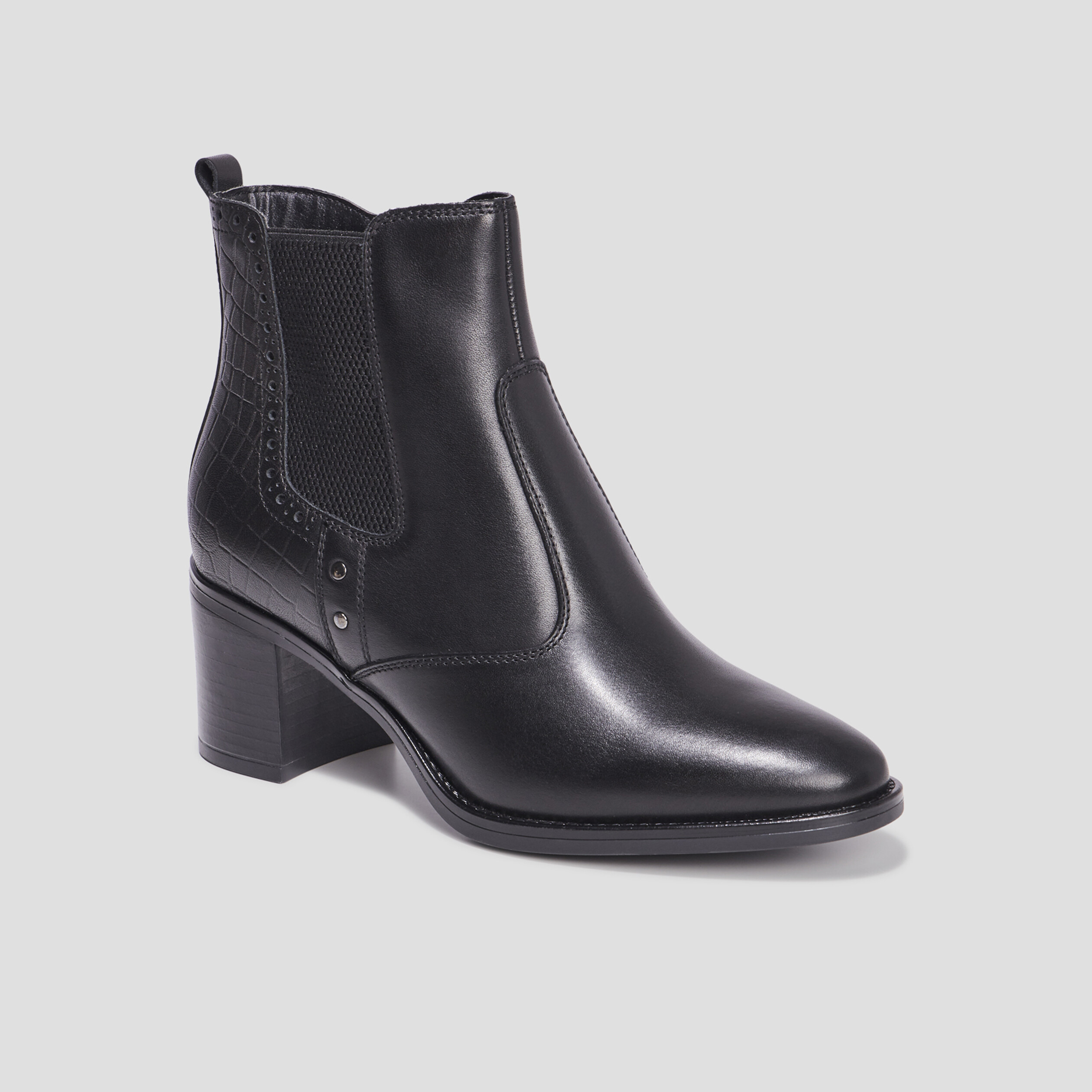 Bottines à talons avec clous en cuir noir femme | La Halle