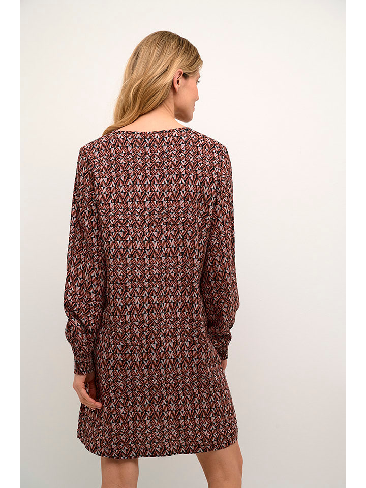 Cream Kleid 