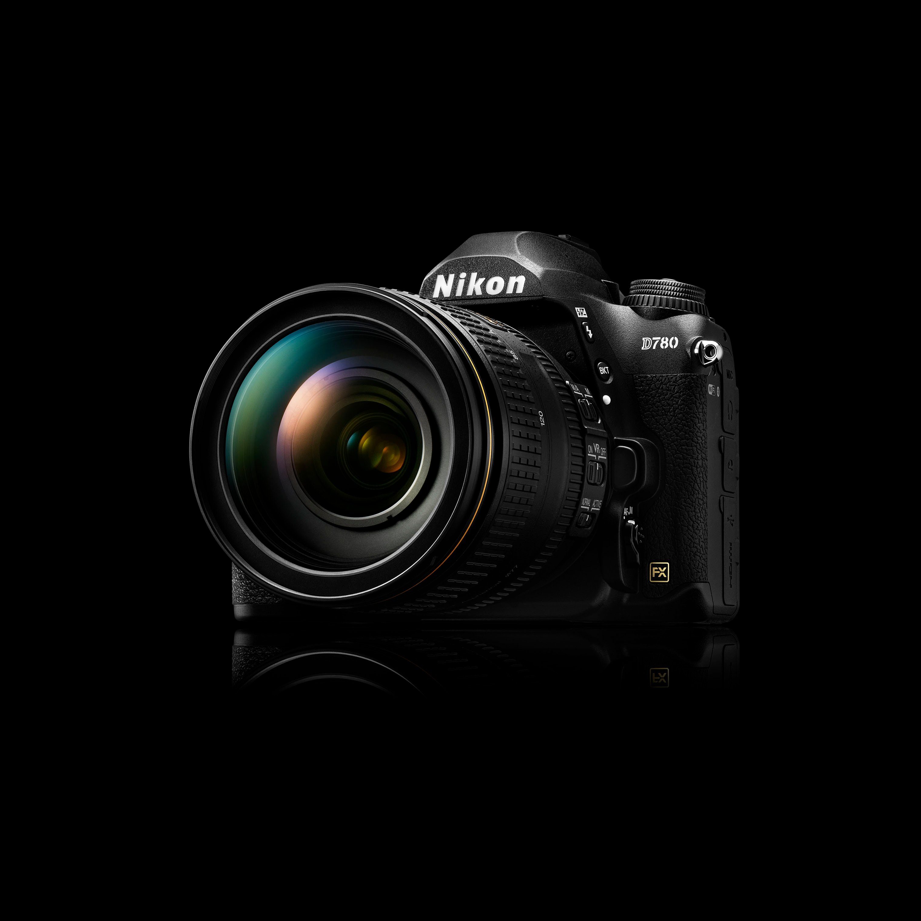 Nikon D780 KIT AF-S 24-120MM 1:4G ED VR Spiegelreflexkamera (NIKKOR 24–120 mm 1:4G ED VR, 24,5 MP, Bluetooth, WLAN (Wi-Fi)