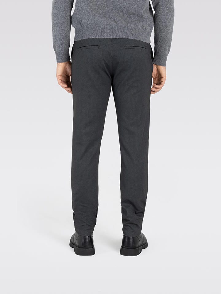MAC Chino 