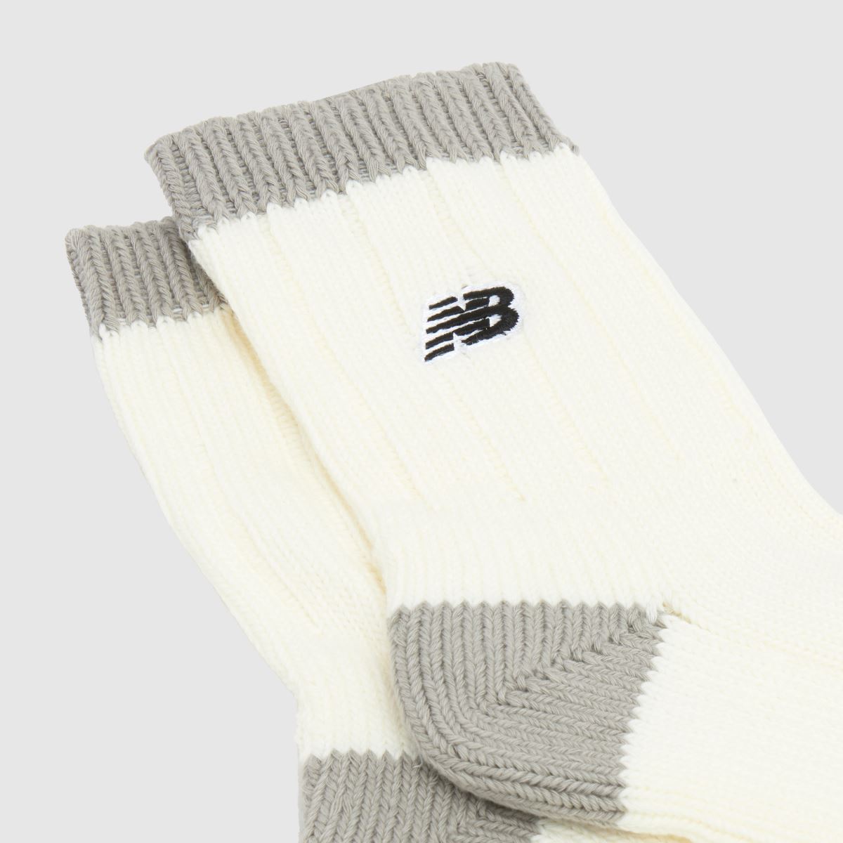 New Balance – Vita, grovstickade ankelstrumpor i 3-pack