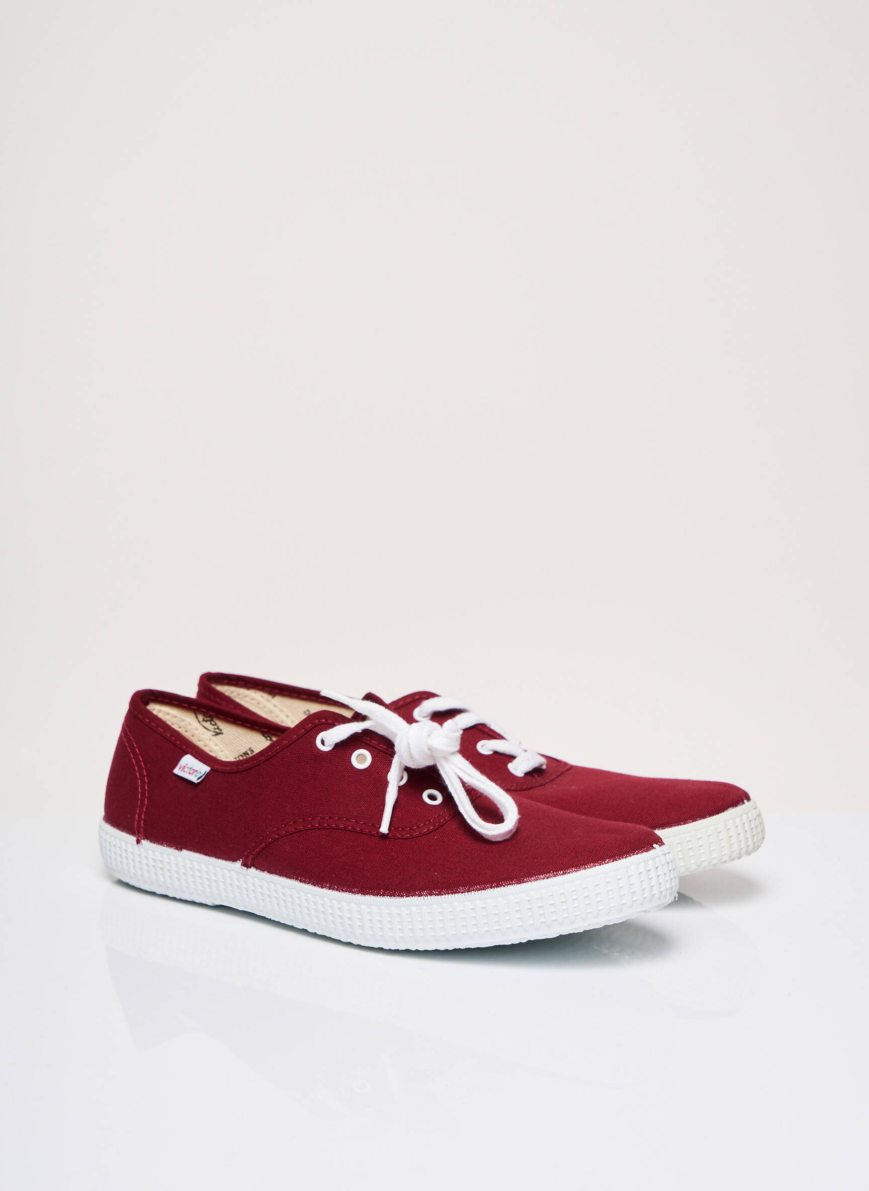 Victoria Baskets Unisexe couleur rouge