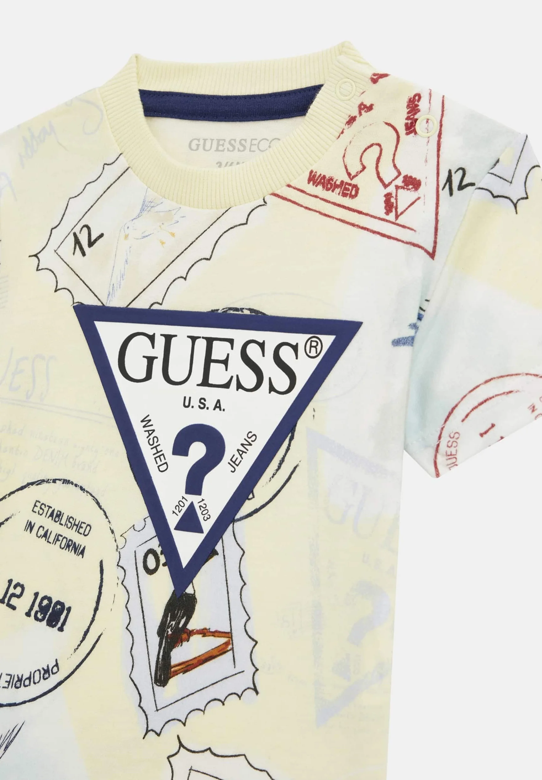 Guess SET LOGO-DREIECK - Pantalones cortos