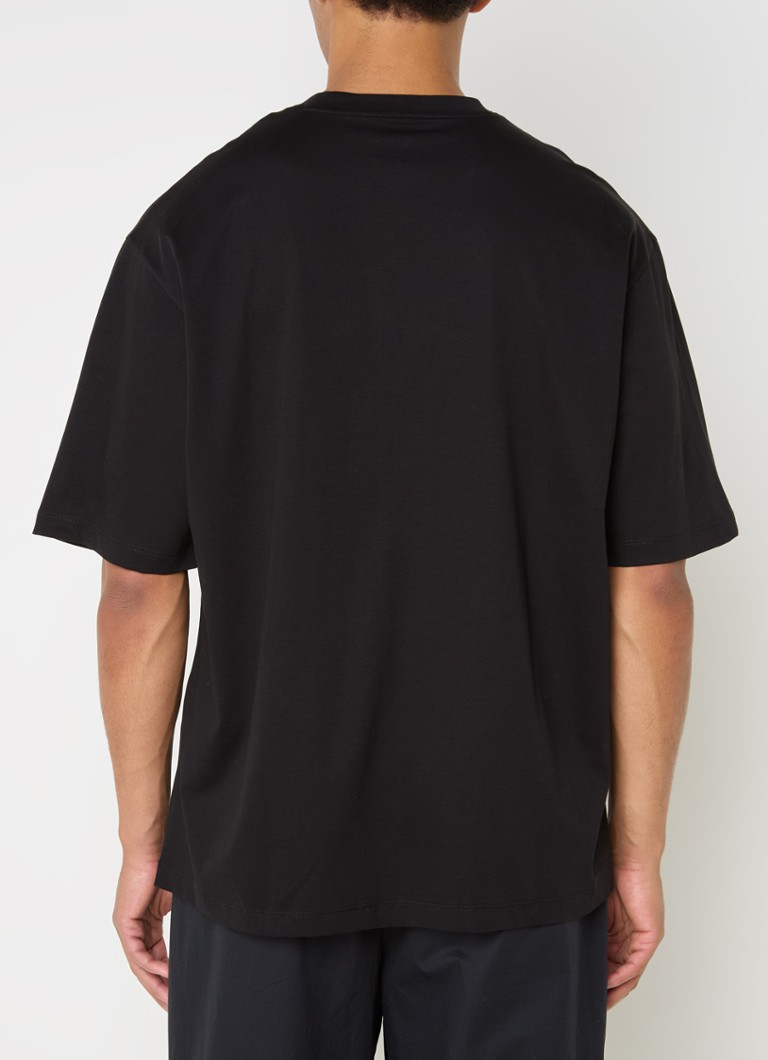 Armani Exchange T-krekls ar krūšu kabatu un logotipu