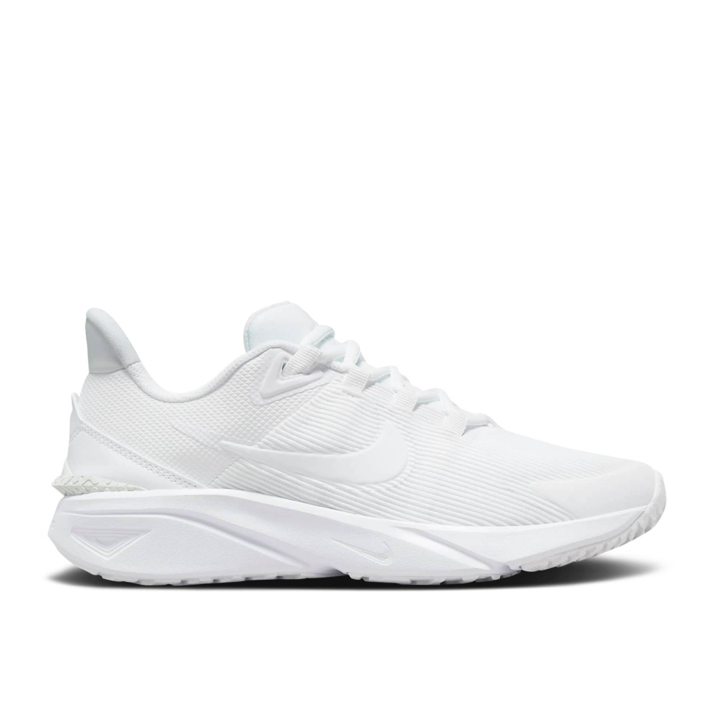 Nike Star Runner 4 DX7615-100 / weiss