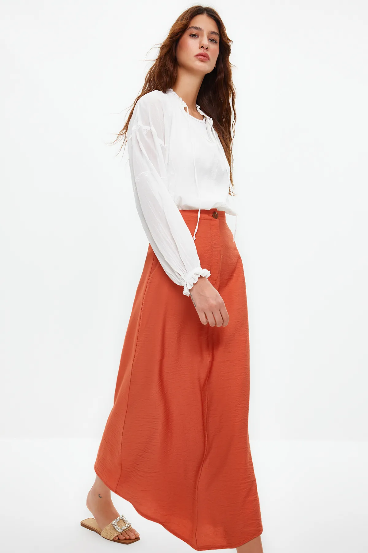 Trendyol Modest  Zimtfarbener, gewebter Leinen-Look-Rock mit normaler Taille TCTSS21ET0539