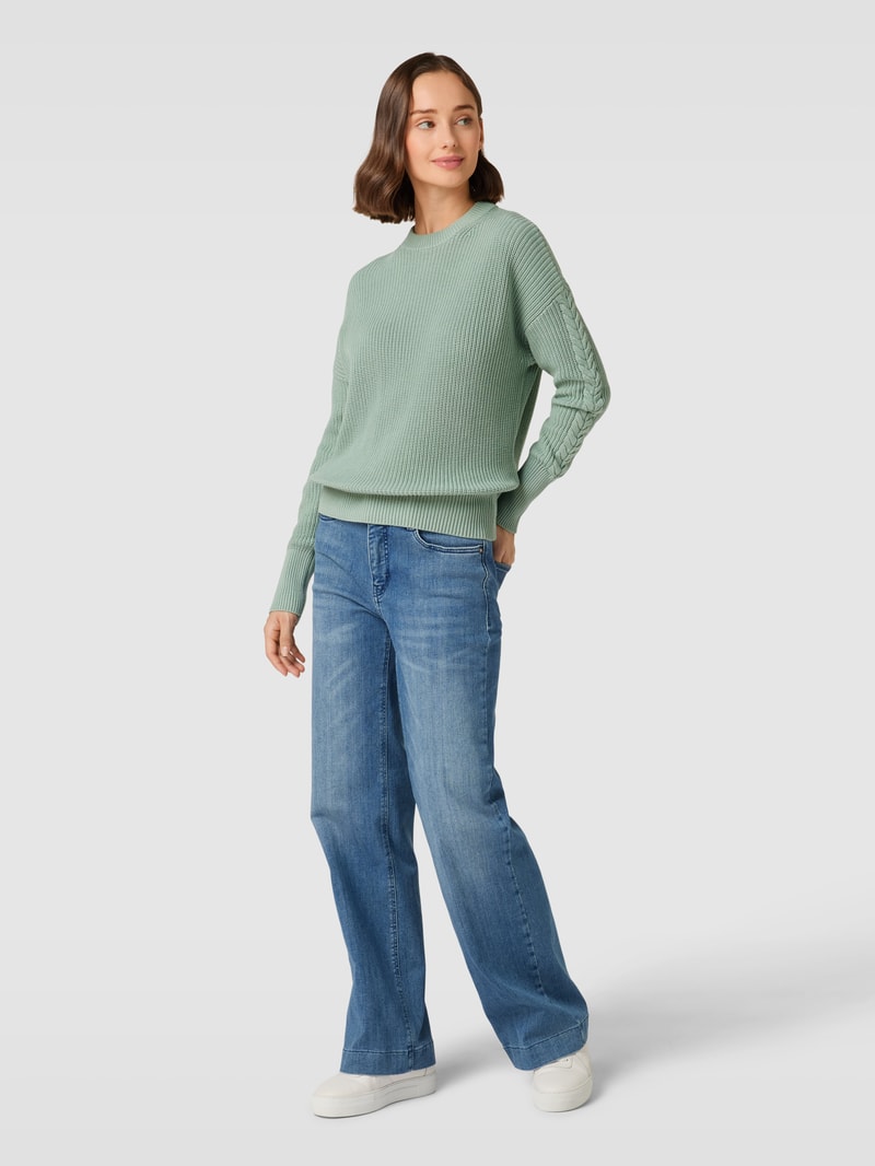 Strickpullover mit Rundhalsausschnitt in schilf