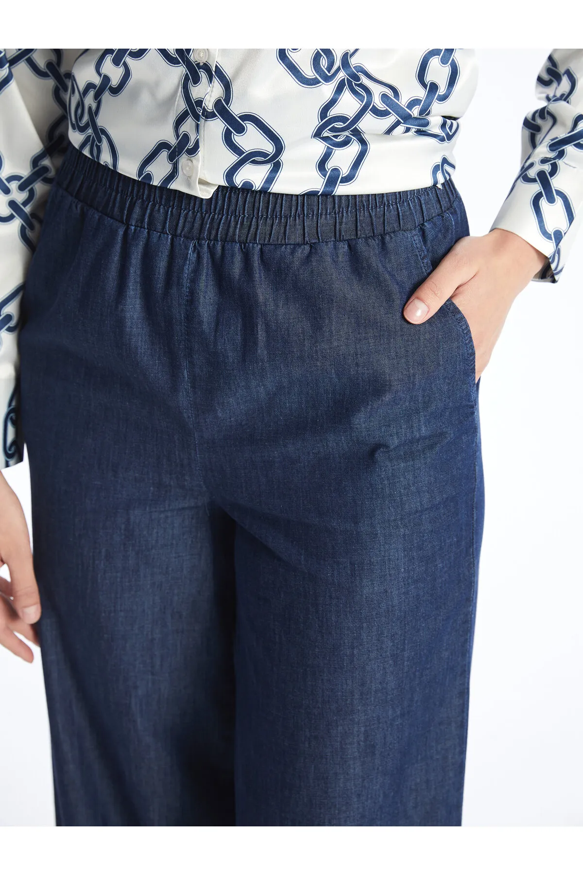 LC Waikiki  Damen-Jeanshose mit weitem Bein und elastischem Bund