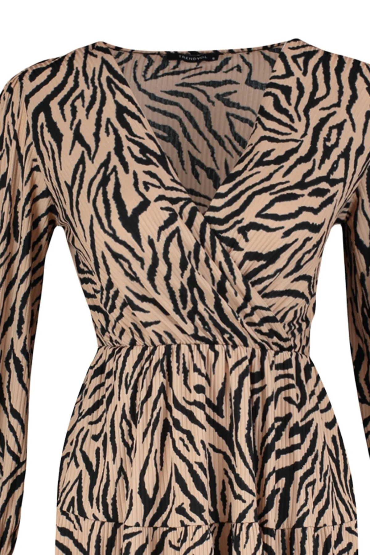 Trendyol Collection  Braunes Skater-/Zweireiher-Mini-Stretch-Strickkleid mit Zebramuster TWOAW22EL0104