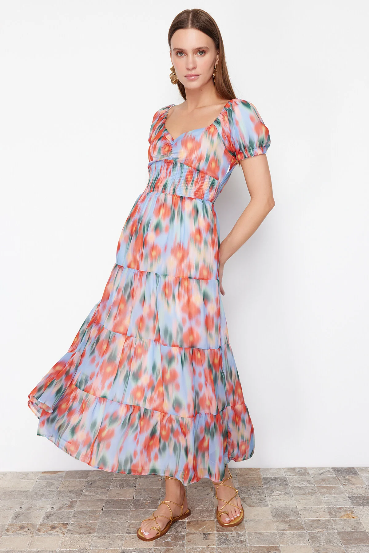 Trendyol Collection  Blauer Blumendruck - Gipe Detailliertes A-Linien-Maxikleid TWOSS24EL00807