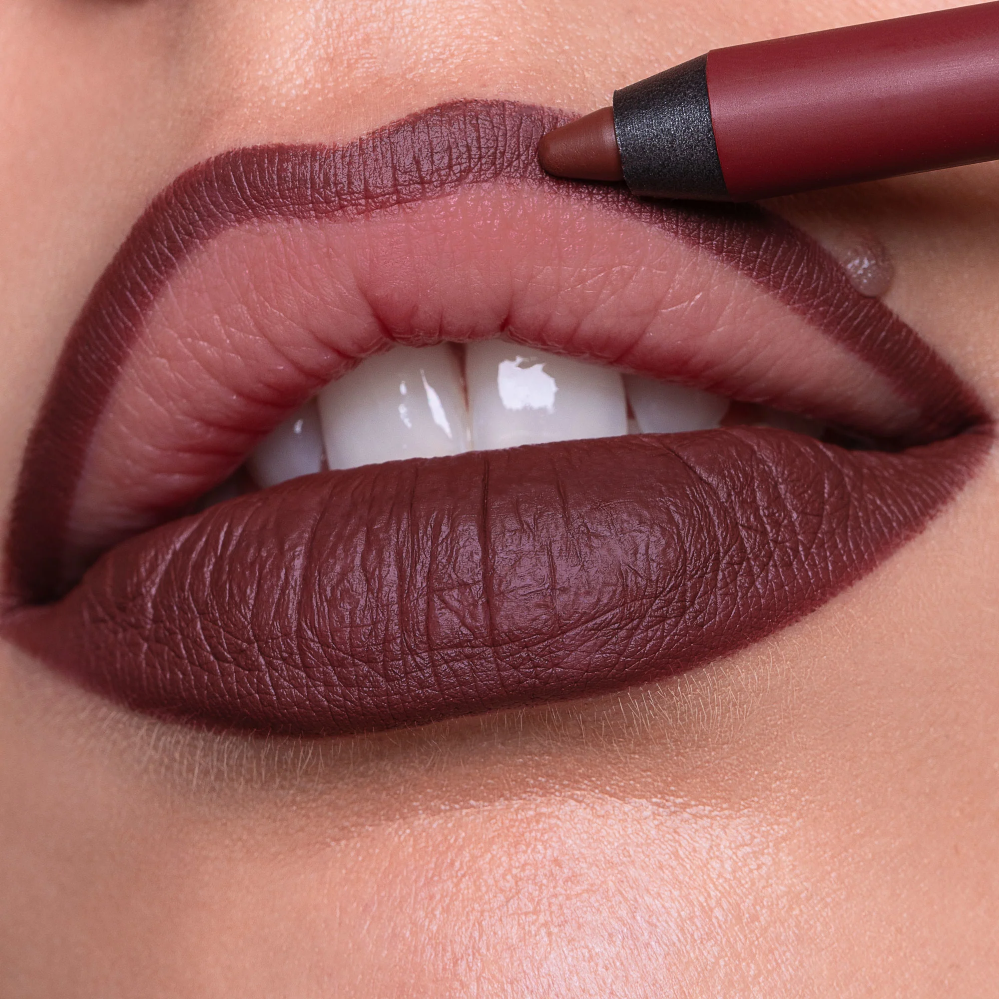 Crayon à lèvres Close-Up Lip Shaper