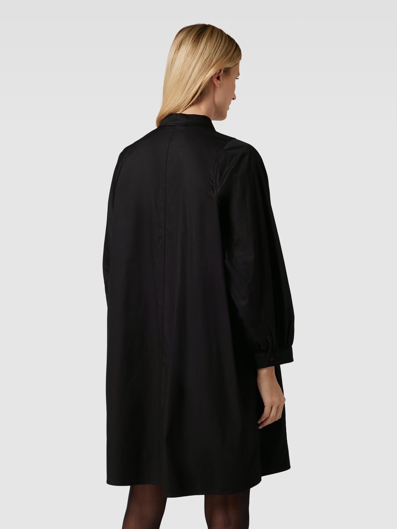 Knielanges Hemdblusenkleid mit Hemdblusenkragen in schwarz
