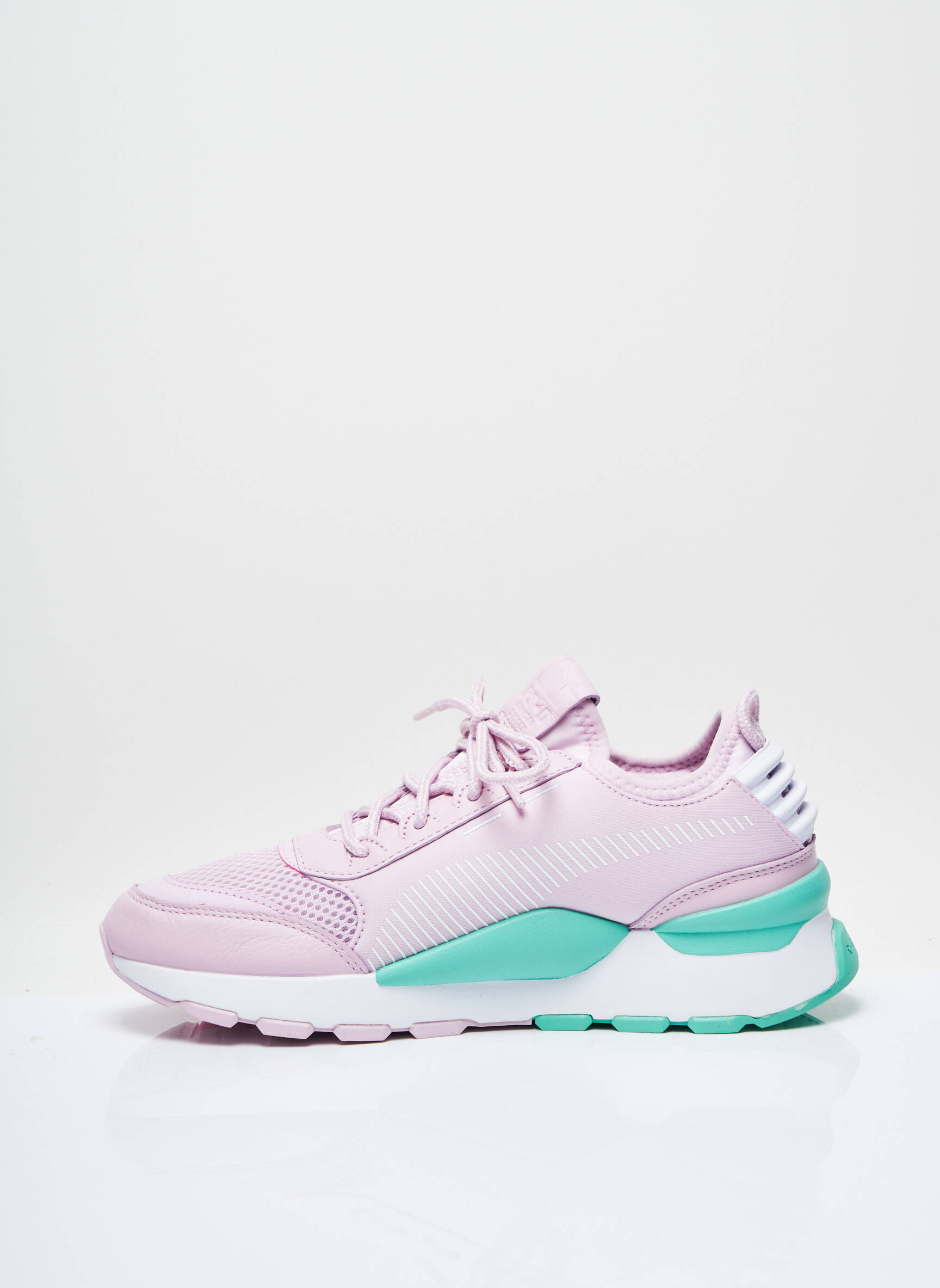 Puma Baskets Femme couleur rose