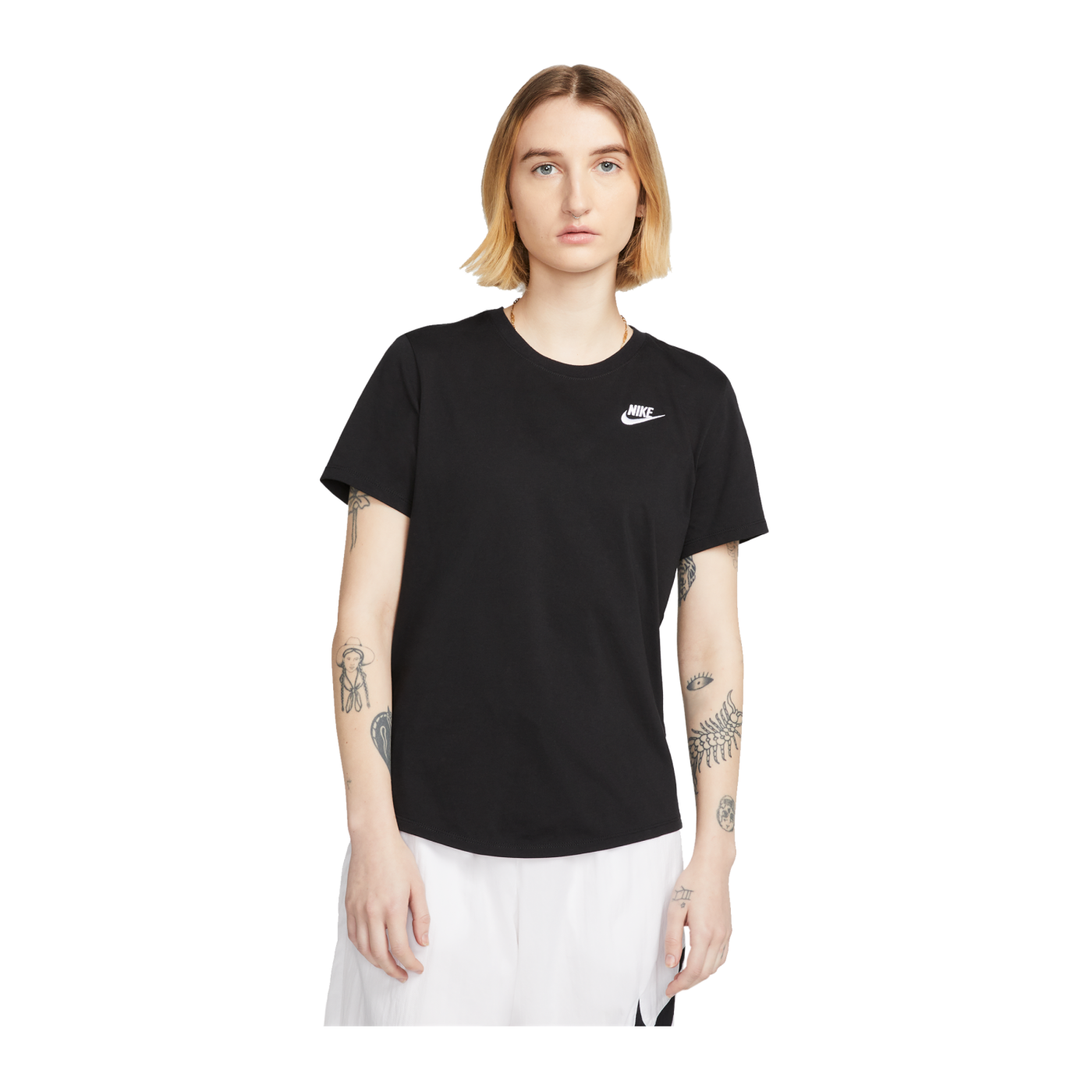 Nike Club Essentials T-Shirt Damen F010