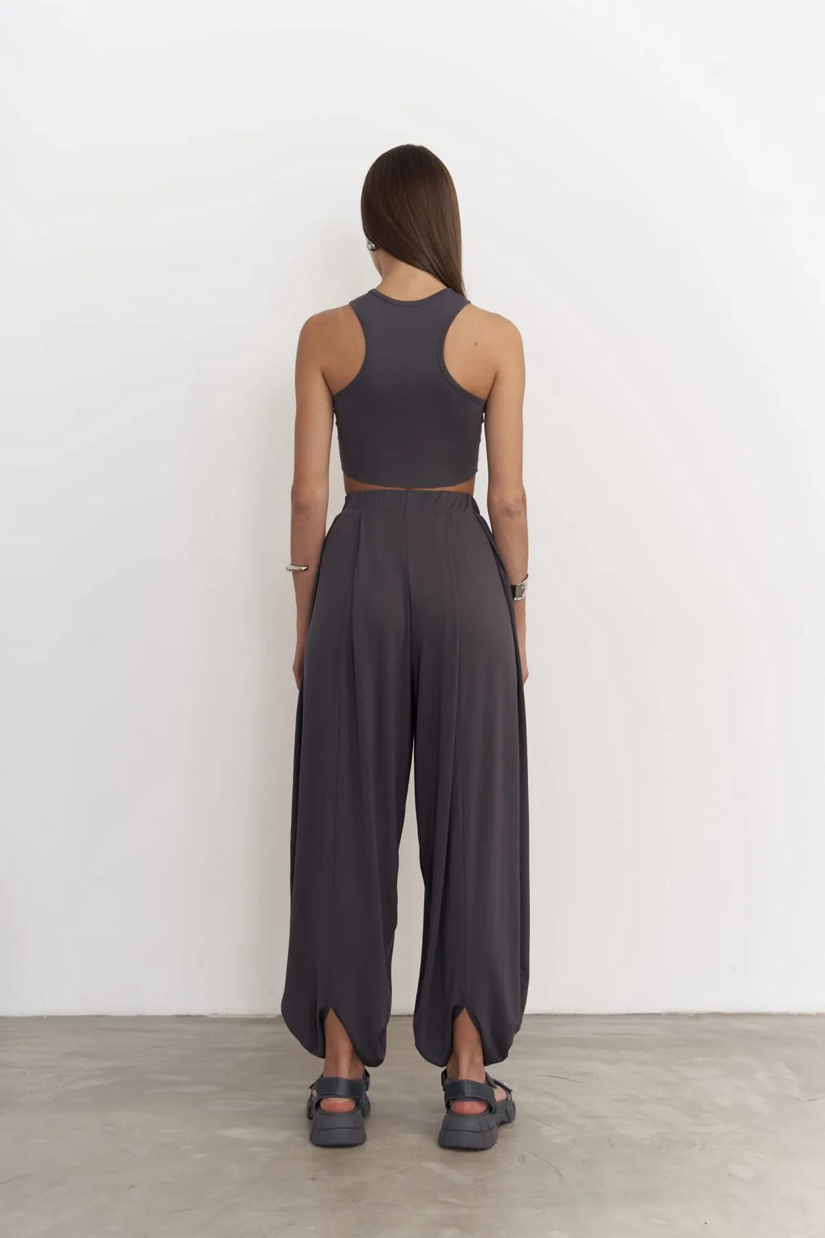 MAİ COLLECTİON  Casey Anthrazitfarbenes Crop-Hosen-Set