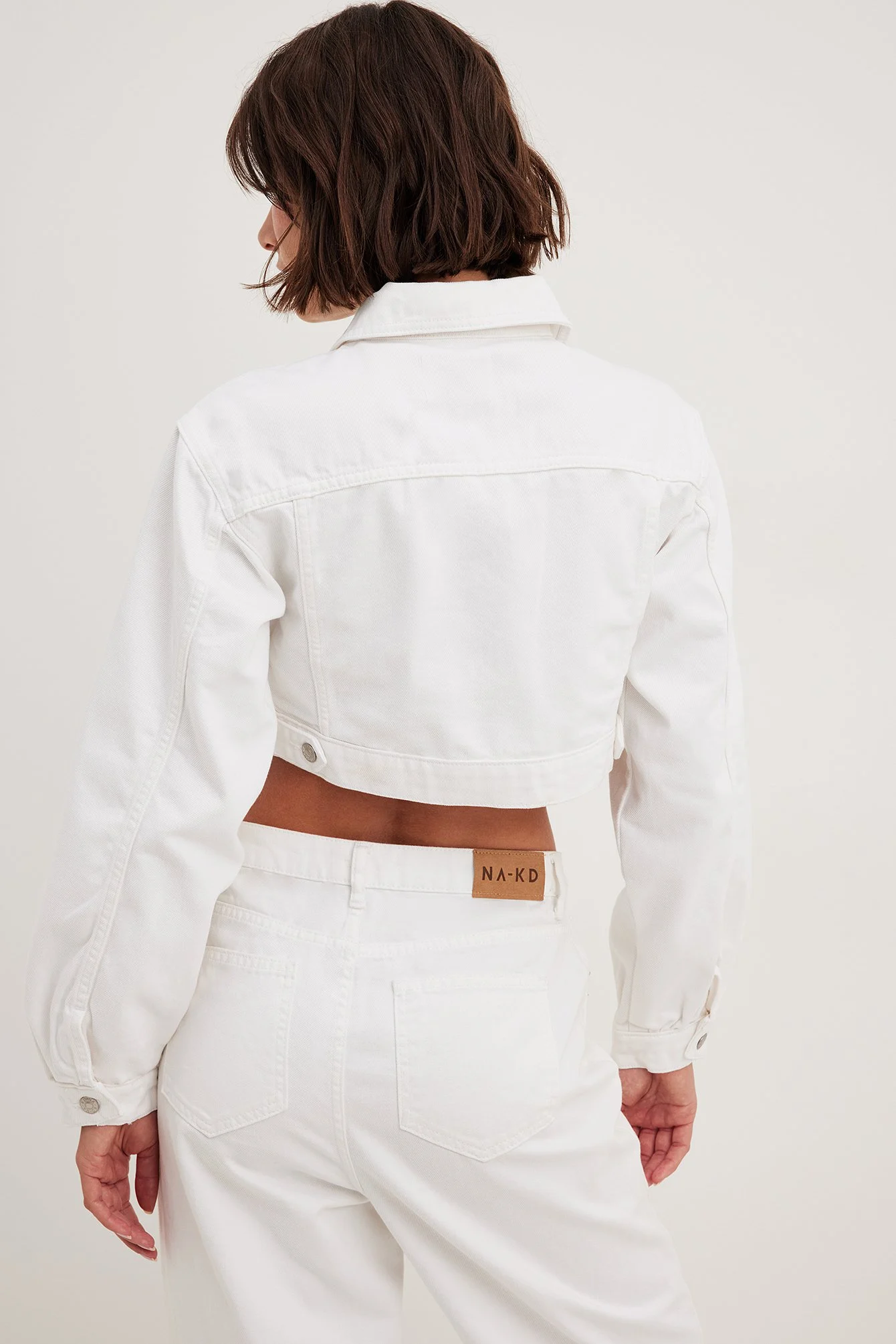 Bauchfreie Jeansjacke