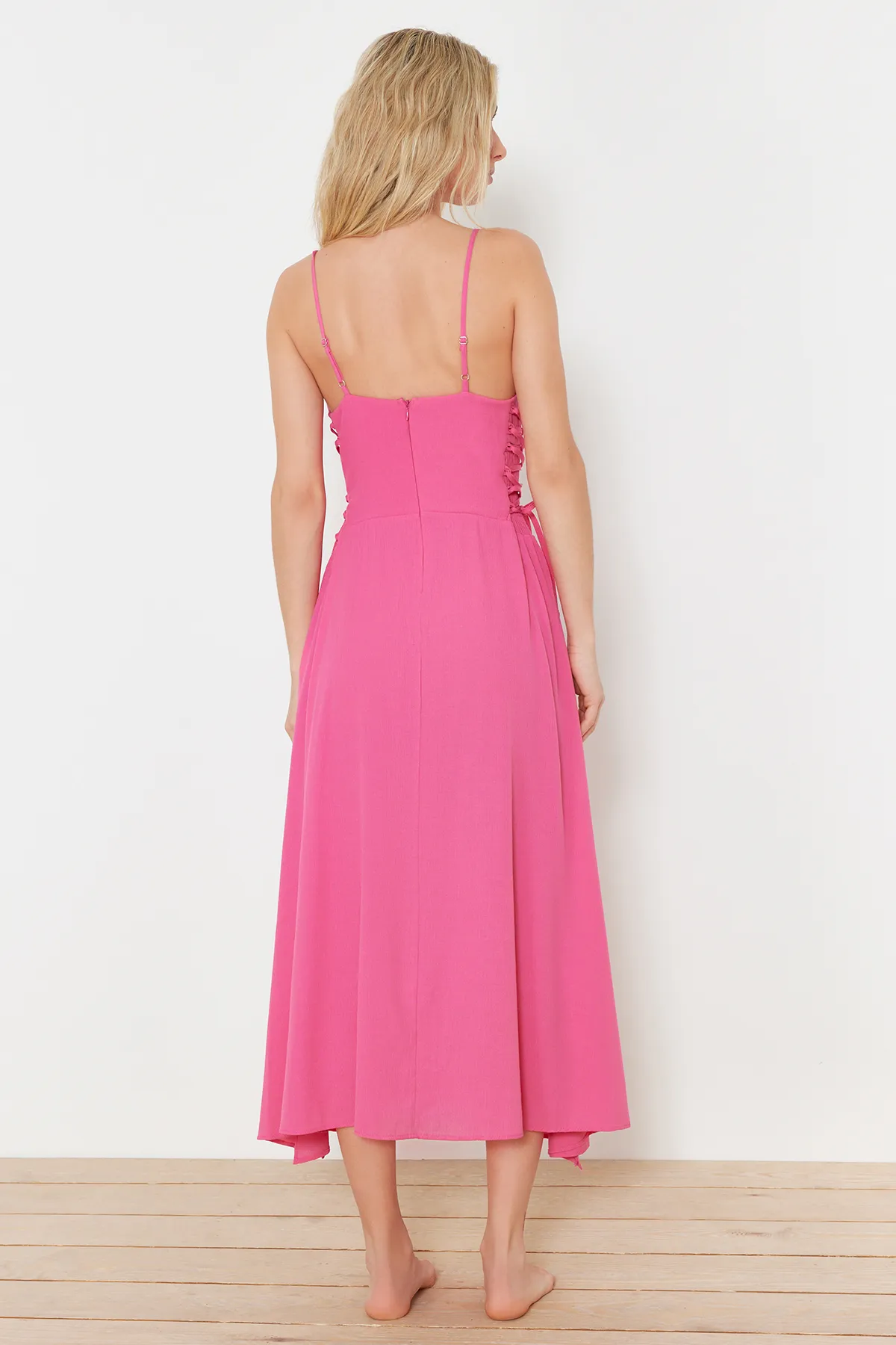 Trendyol Collection  Fuchsia Maxi-Strandkleid aus Webstoff TBESS24EL00098