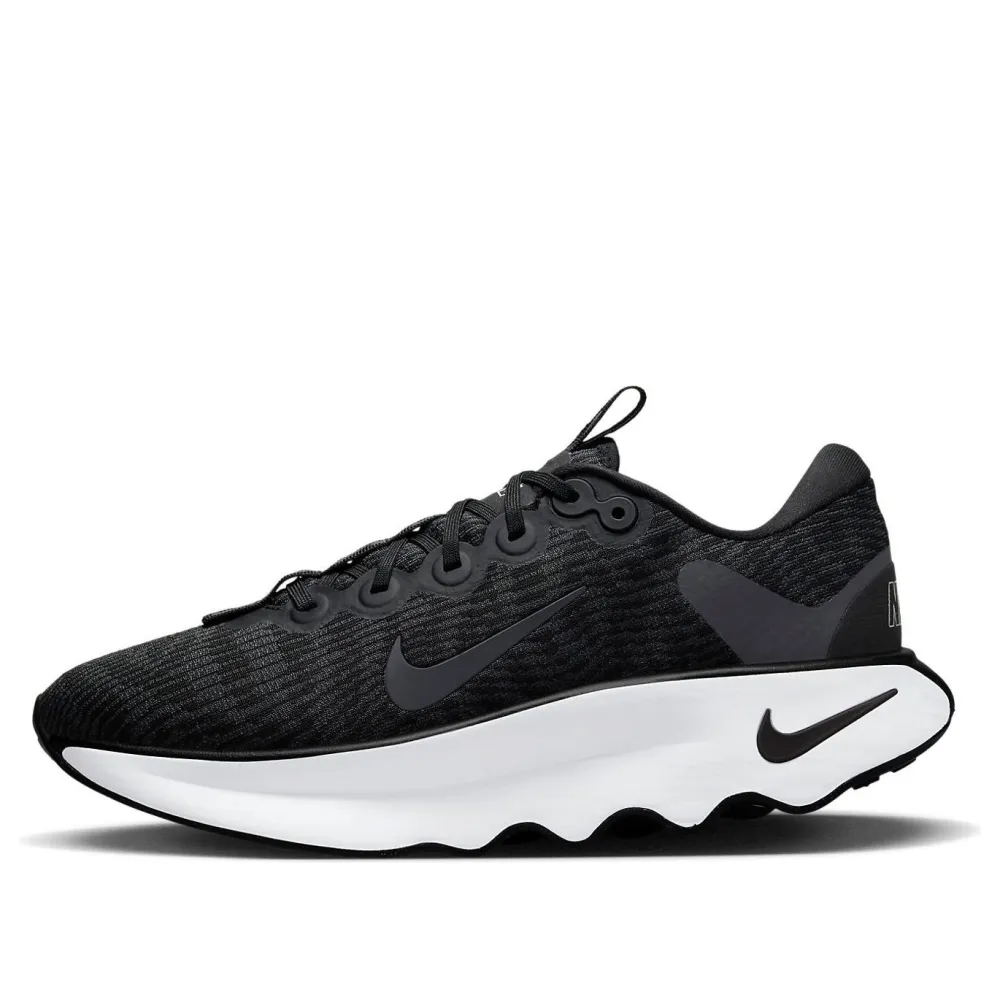 Nike Motiva DV1237-001 / schwarz